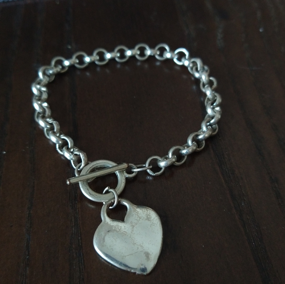 Silver heart bracelet